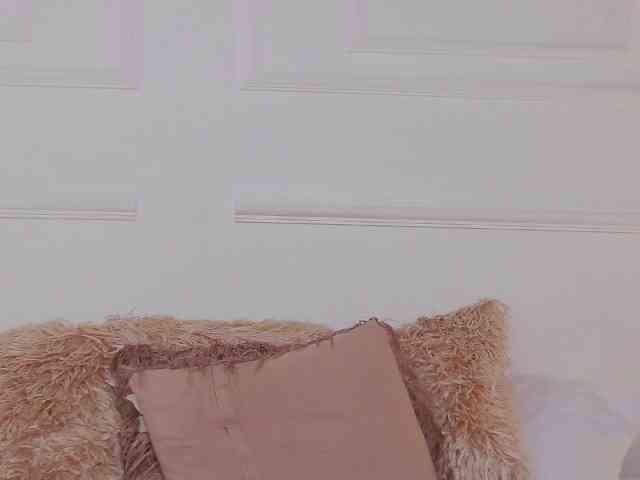 CharlotteDilucca webcam