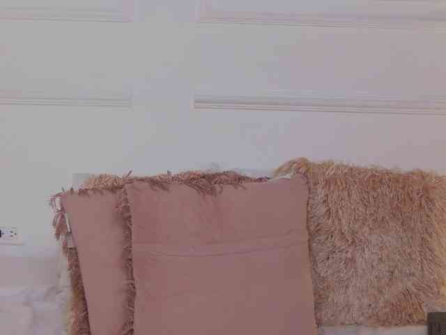 CharlotteDilucca webcam