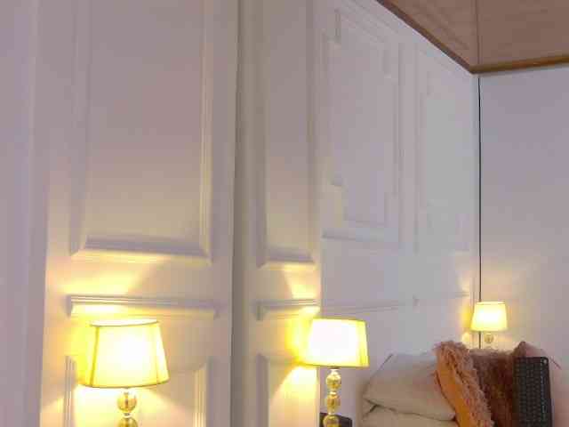 CharlotteDilucca webcam