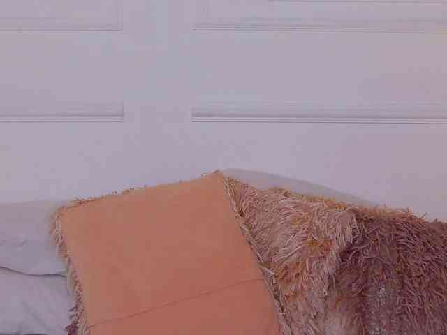 CharlotteDilucca webcam