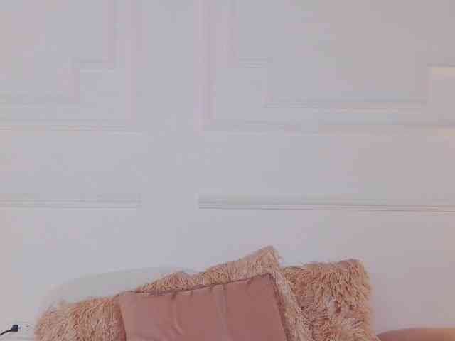 CharlotteDilucca webcam