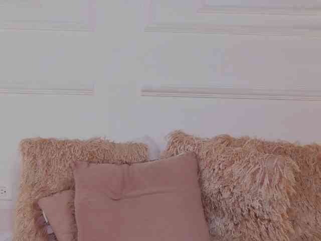 CharlotteDilucca webcam