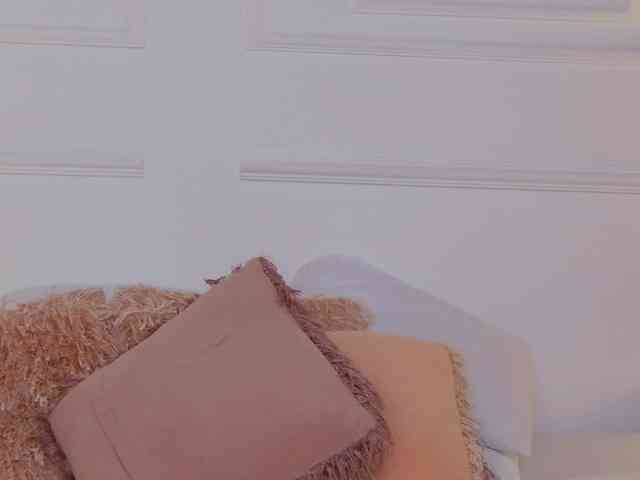 CharlotteDilucca webcam