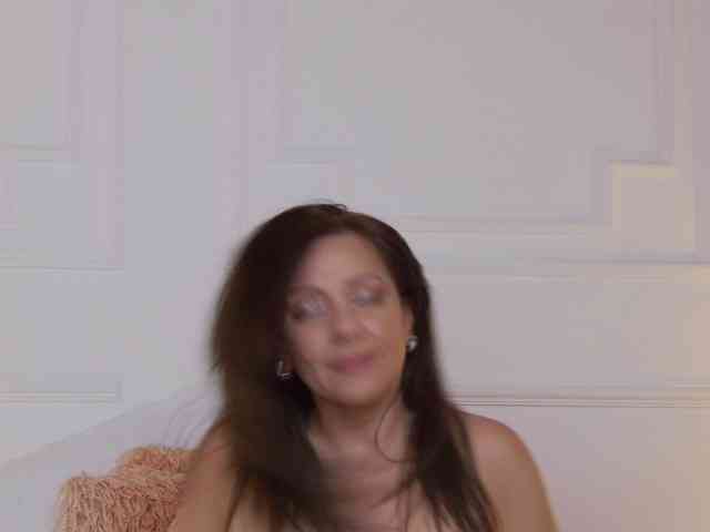 CharlotteDilucca webcam