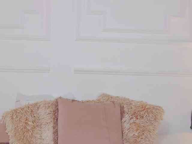 CharlotteDilucca webcam