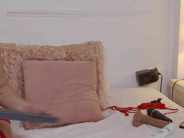 CharlotteDilucca webcam