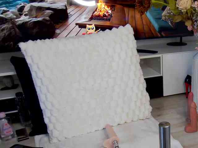 AnastasiasCharms webcam