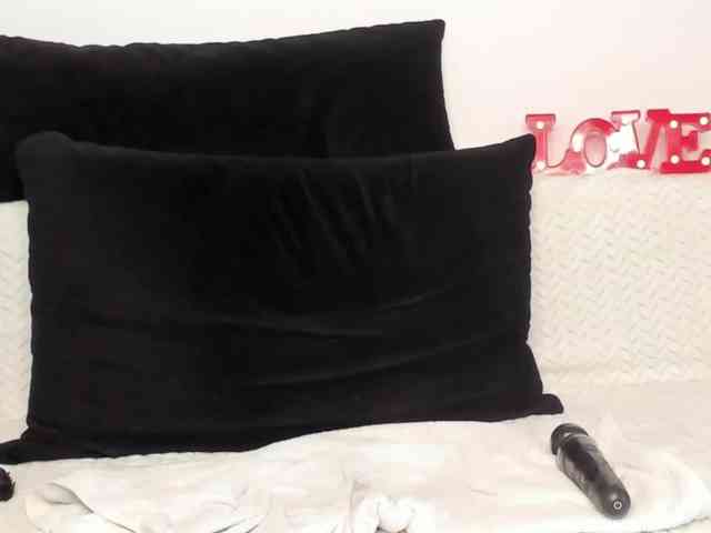 AnastasiasCharms webcam