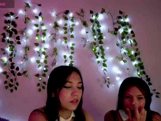 Модель: littlemoonsex