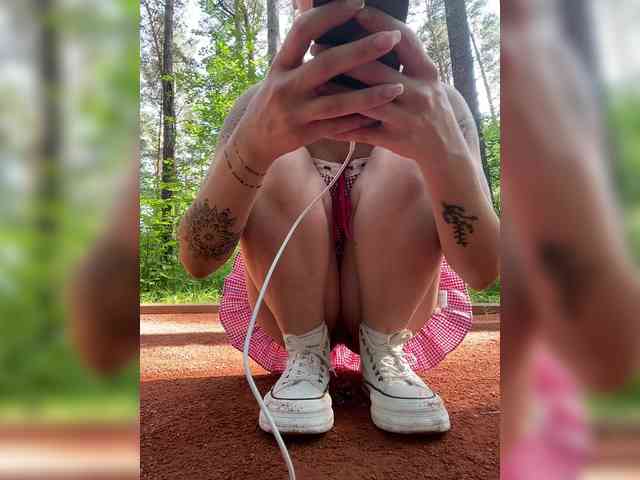 babegirl webcam