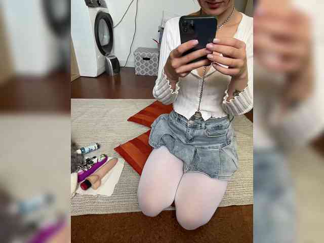 babegirl webcam