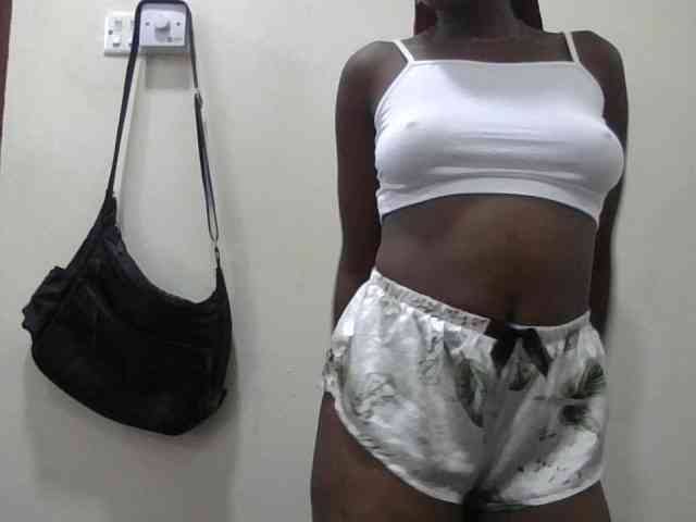 Sexytyrah webcam