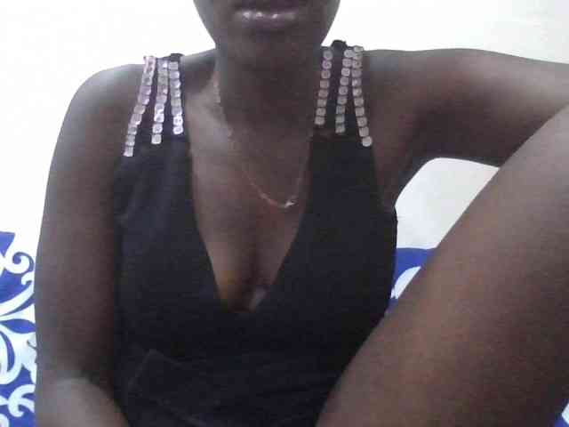 Sexytyrah webcam