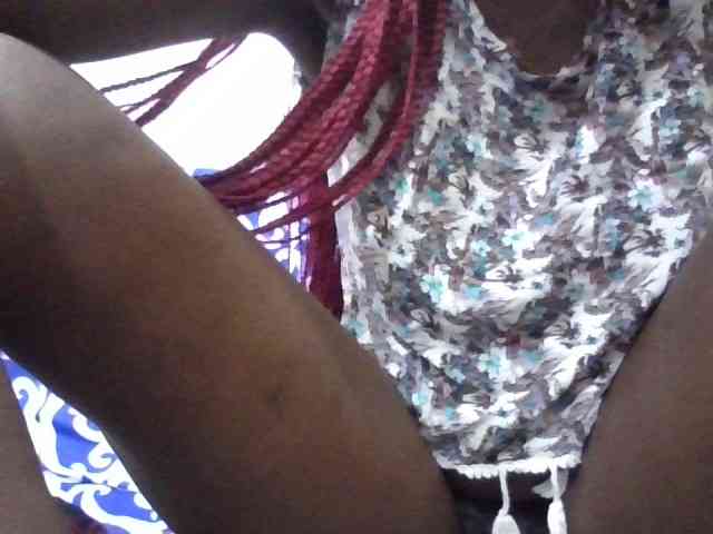 Sexytyrah webcam