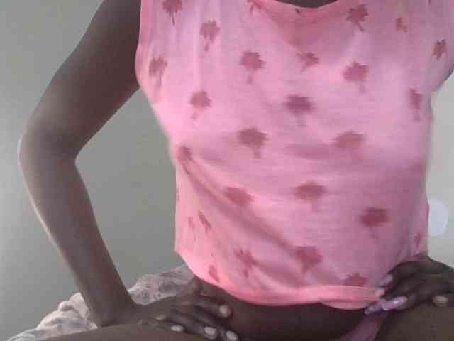 Sexytyrah webcam