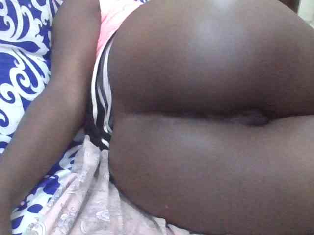 Sexytyrah webcam