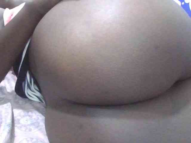 Sexytyrah webcam