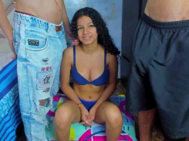 Innocent-Looks webcam