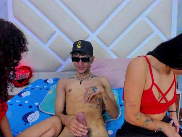 Innocent-Looks Innocent-Looks