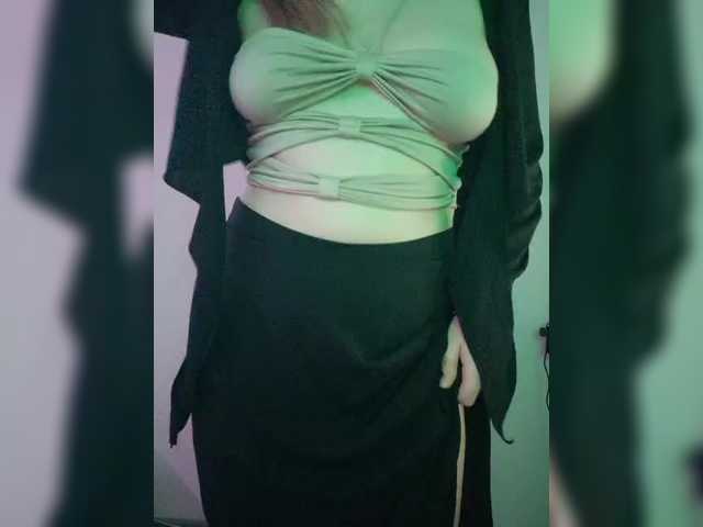 Anitaa from BongaCams