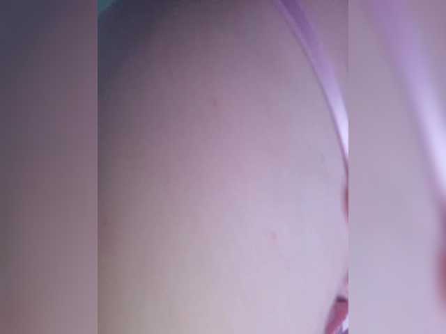 Anitaa Live Cam on BongaCams and RICams