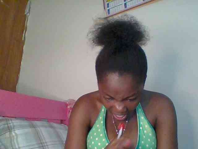 Littlemissy webcam