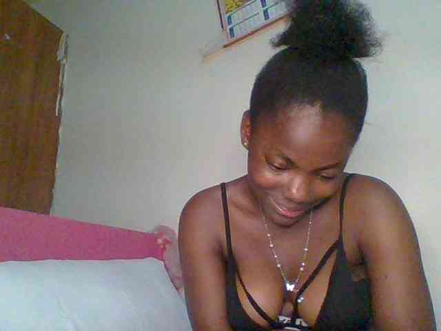 Littlemissy webcam