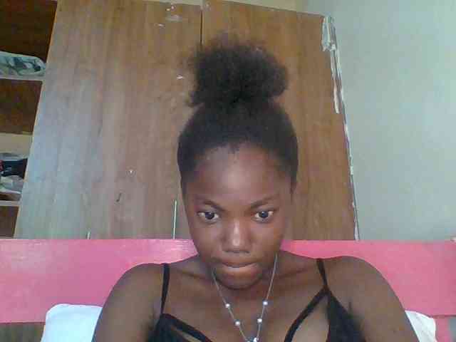 Littlemissy webcam