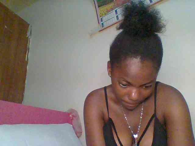 Littlemissy webcam