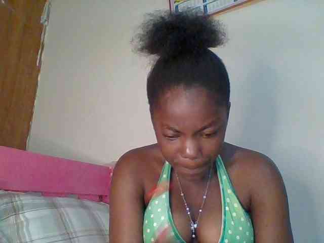 Littlemissy webcam