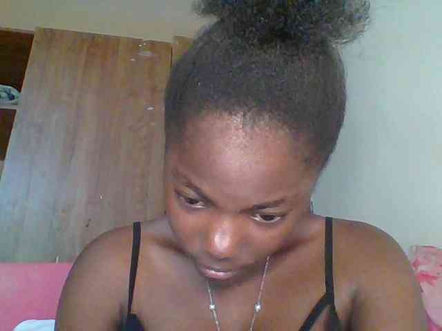 Littlemissy webcam