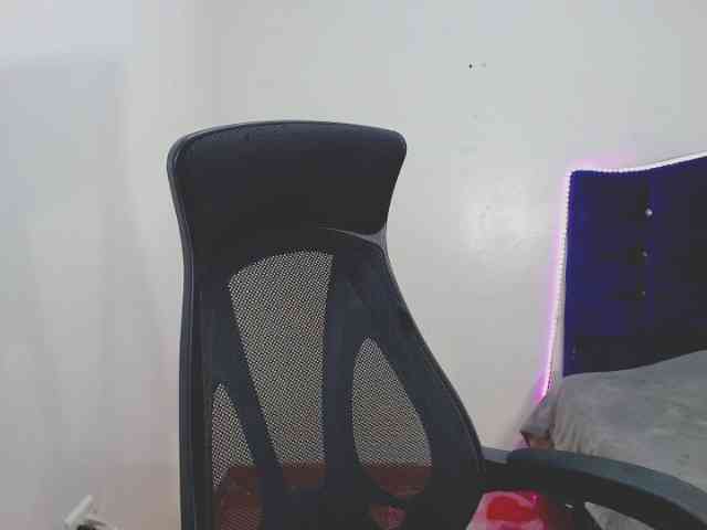 Anny-azalea webcam