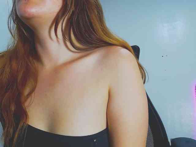 Anny-azalea webcam