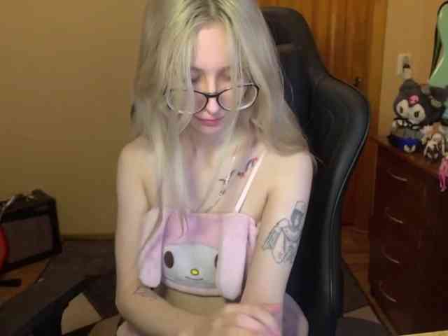 sex chat live AlexisMuur