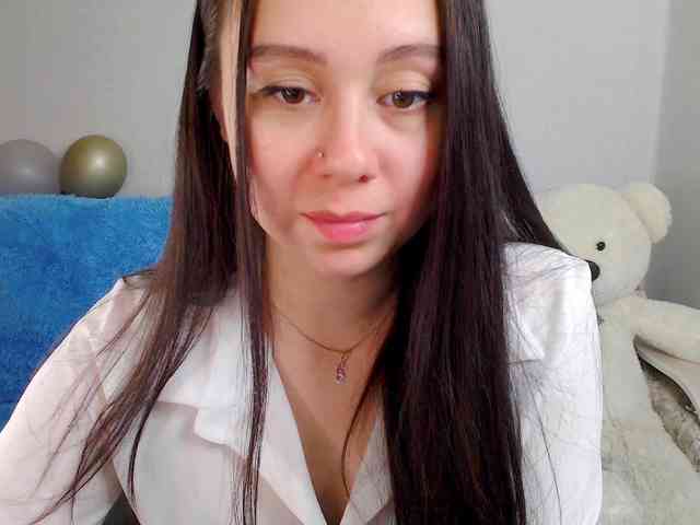 AlinaShepard webcam