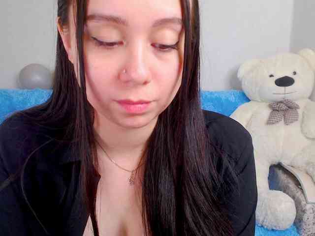 AlinaShepard webcam