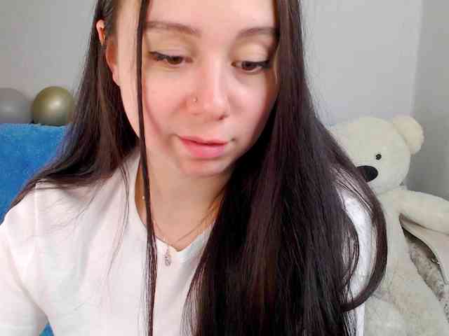 AlinaShepard webcam