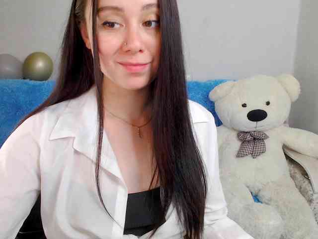 AlinaShepard webcam