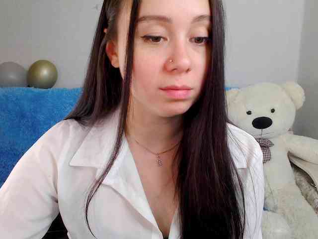 AlinaShepard webcam