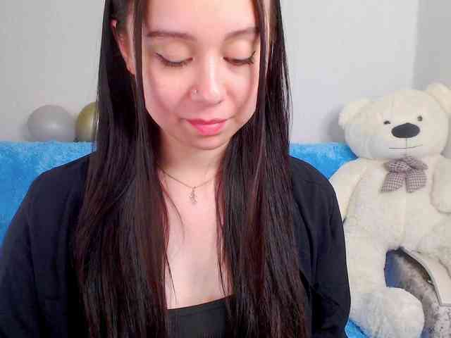 AlinaShepard webcam