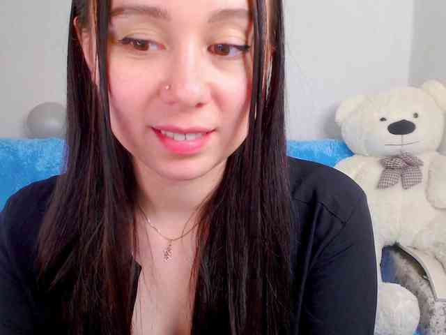 AlinaShepard webcam