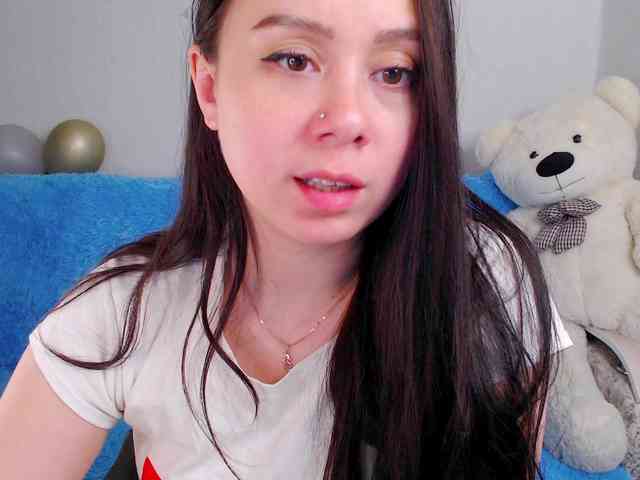 AlinaShepard webcam