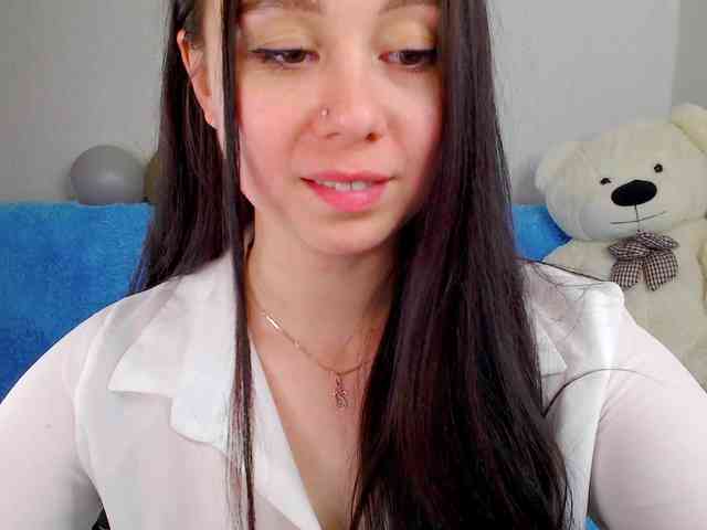 AlinaShepard webcam