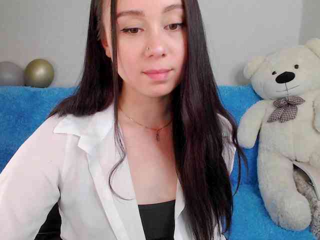 AlinaShepard webcam