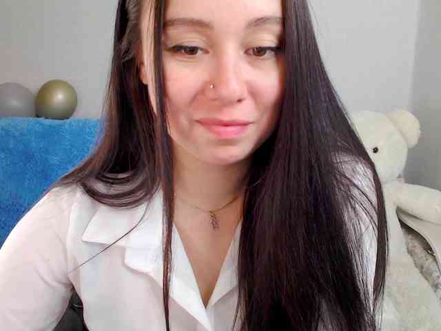 AlinaShepard webcam