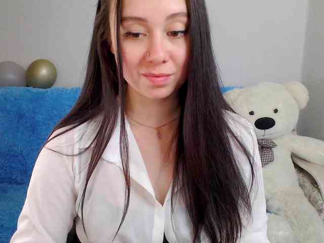 AlinaShepard webcam