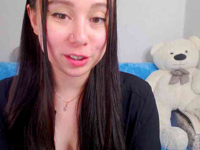 AlinaShepard webcam