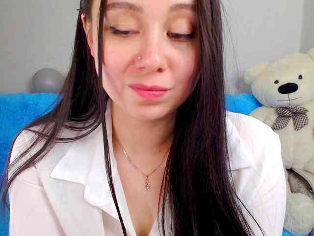 AlinaShepard webcam