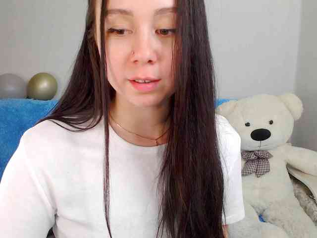 AlinaShepard webcam