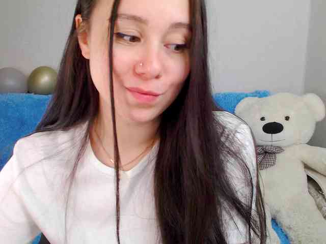 AlinaShepard webcam